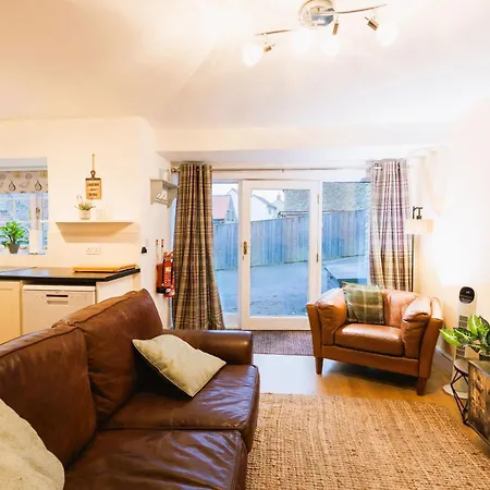 Heather - A Beautiful Cosy For Couples