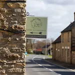 Heather - A Beautiful Cosy For Couples Snainton